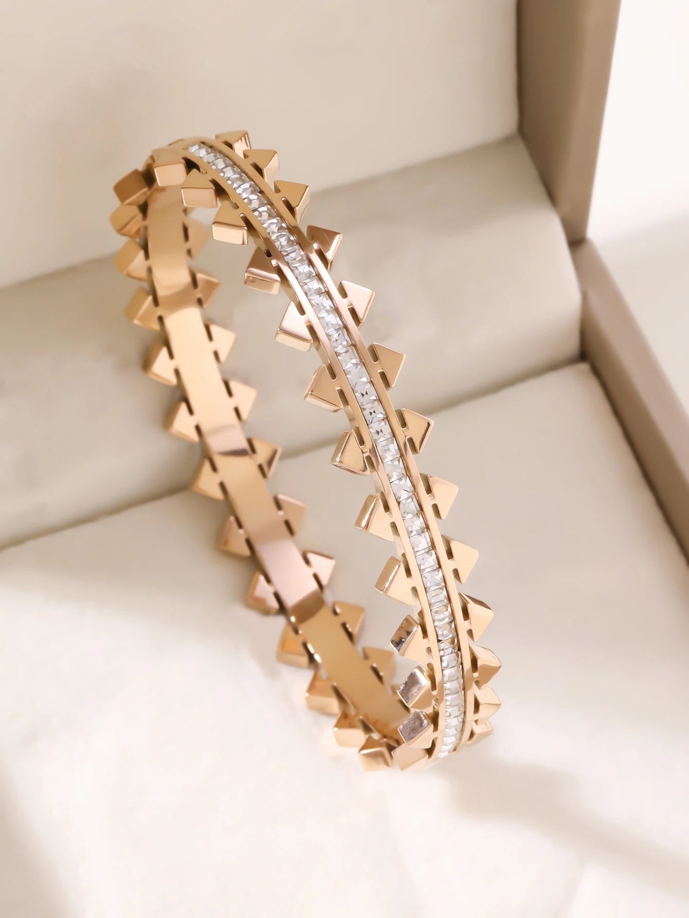 1 Stück/Set Damen Hochzeitsschmuck Party Feiertag Valentinstag Geschenk Edelstahl Armband 18K vergoldet Armband