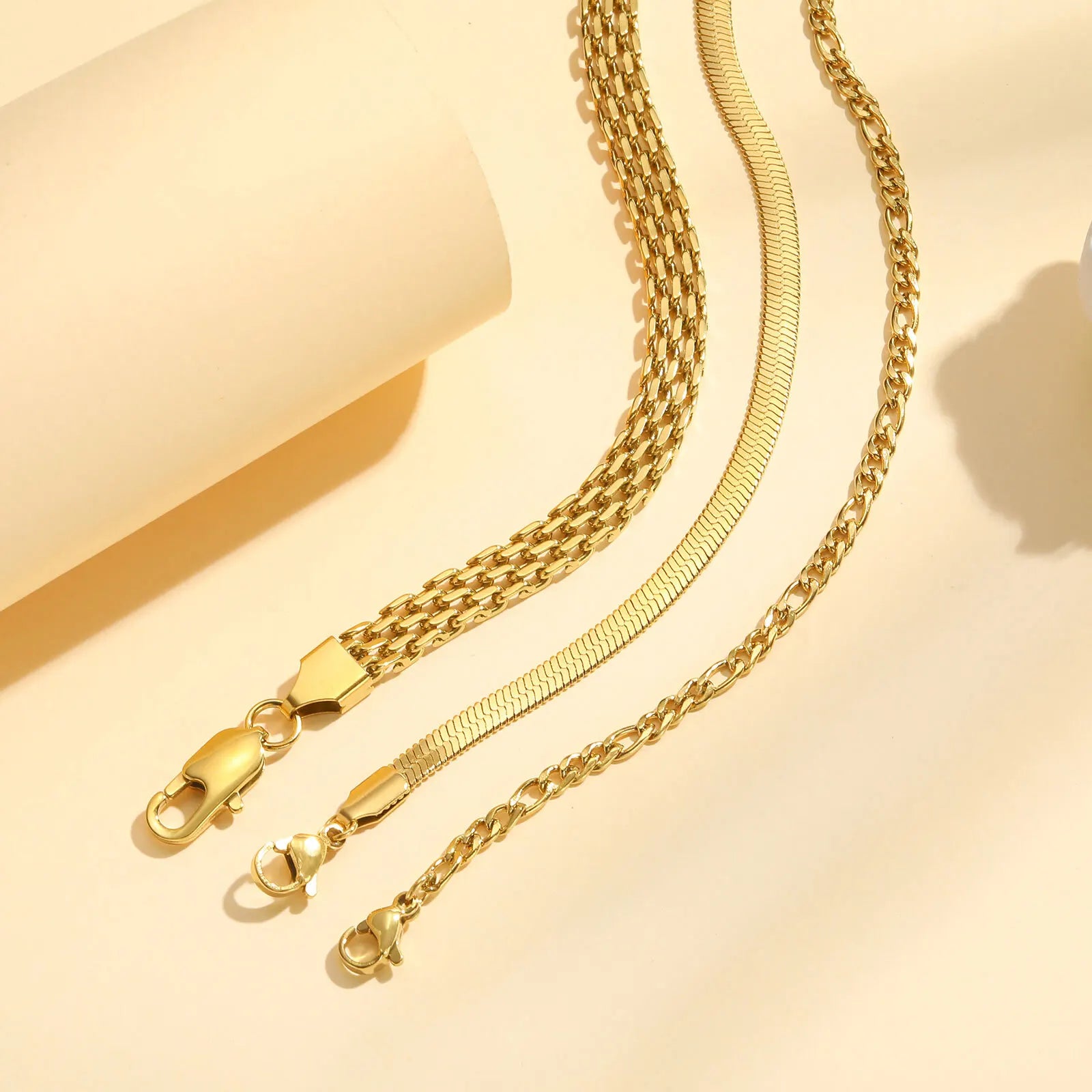 Wasserdichte Edelstahl-Kettenarmbänder für Damen, vergoldete, stapelbare Gliederarmbänder als Geschenke