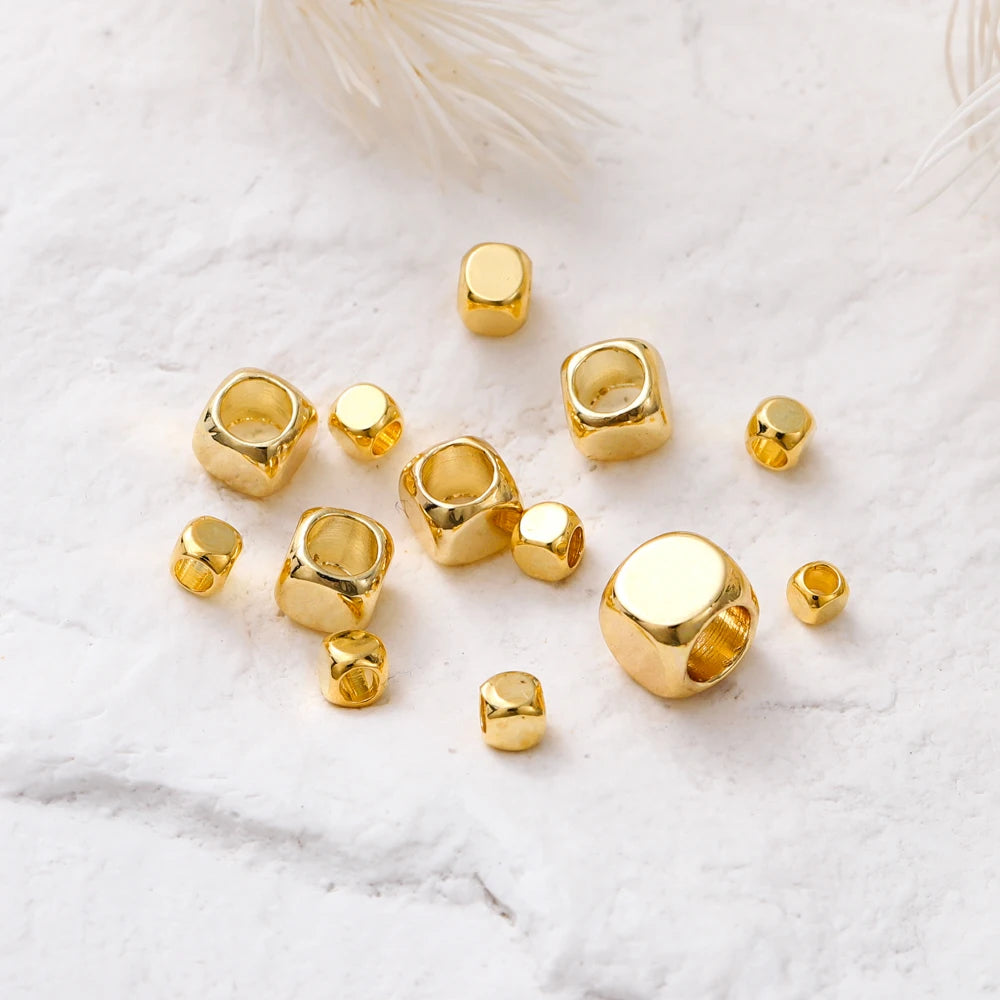 50 Stück/Los 14K 18K Gold Messing Würfel Vierkant Spacer Beads Lose Charm Perlen für DIY Armbänder Halskette Schmuckherstellung Zubehör