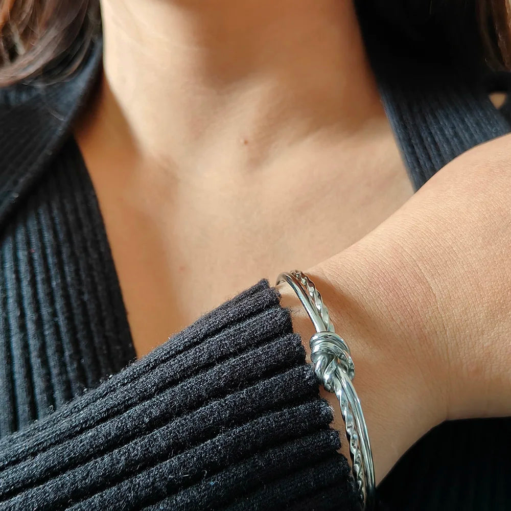 Damen Armreifen Gedrehte Wickelknoten Armband Punk Edelstahl Schmuck für Männer Frauen Arm Manschette Armbänder Armreif Accessoires