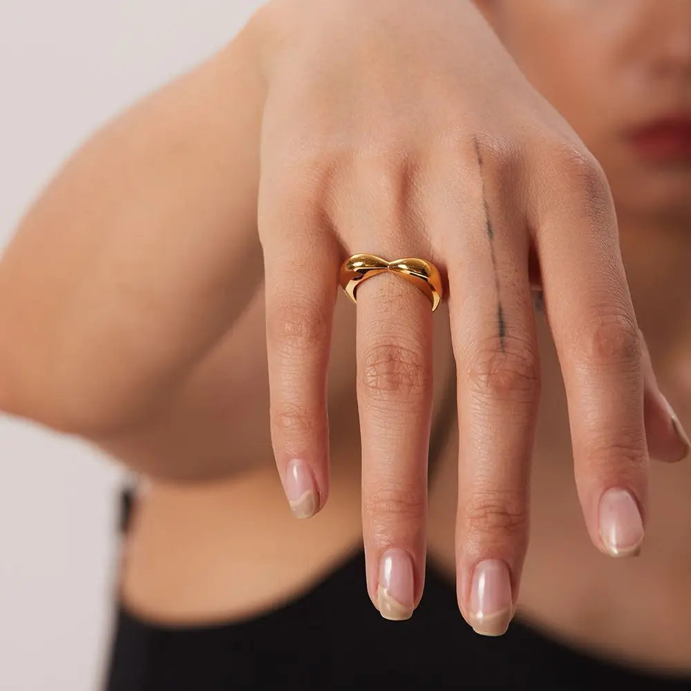 Anillo de acero inoxidable impermeable para mujer, anillo de corazón que no se decolora, anillos de metal elegantes, joyería sencilla, novedad, venta al por mayor, Dropshipping
