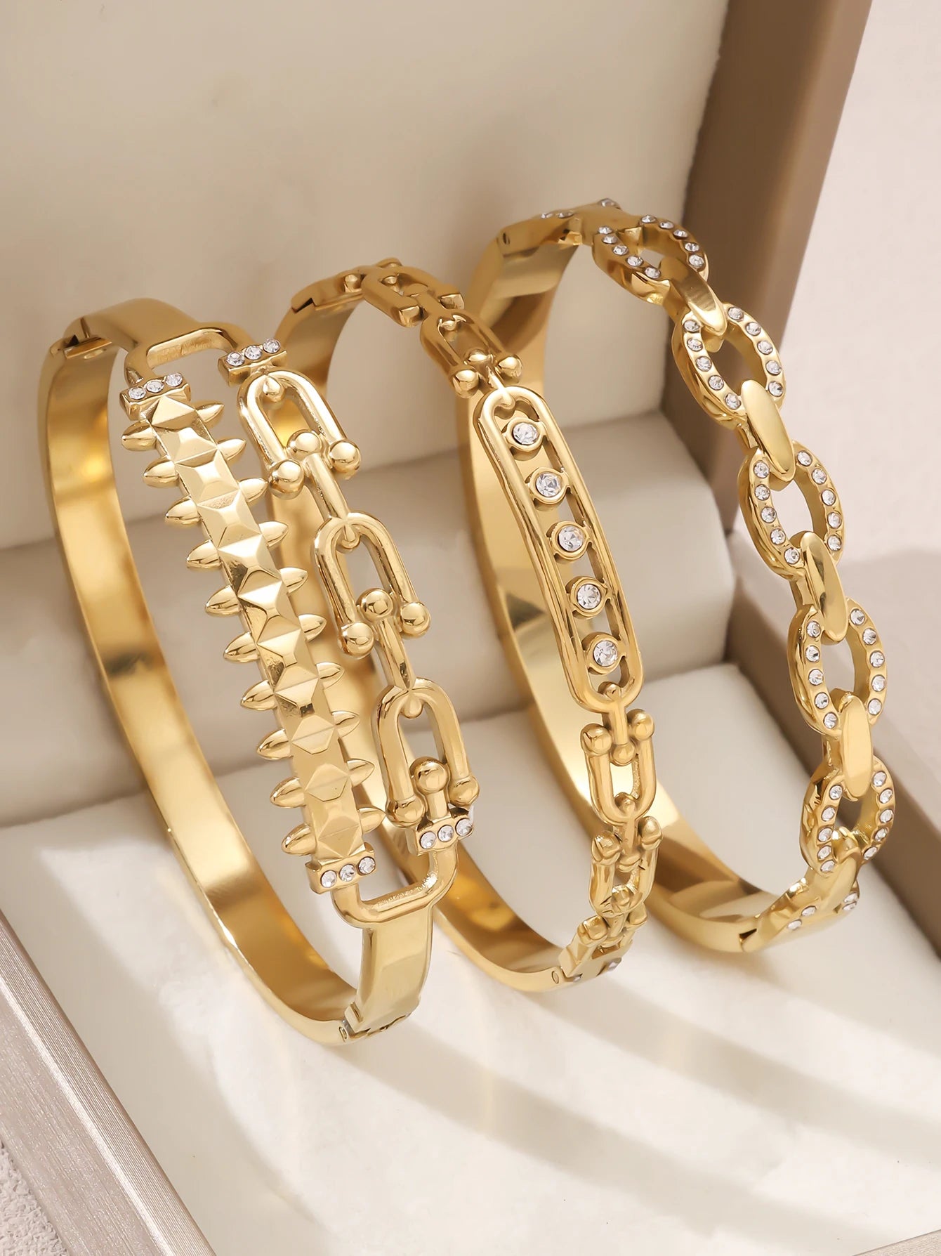 1 Stück/Set Damen Hochzeitsschmuck Party Feiertag Valentinstag Geschenk Edelstahlarmband vergoldet mit 18K Gold Armband