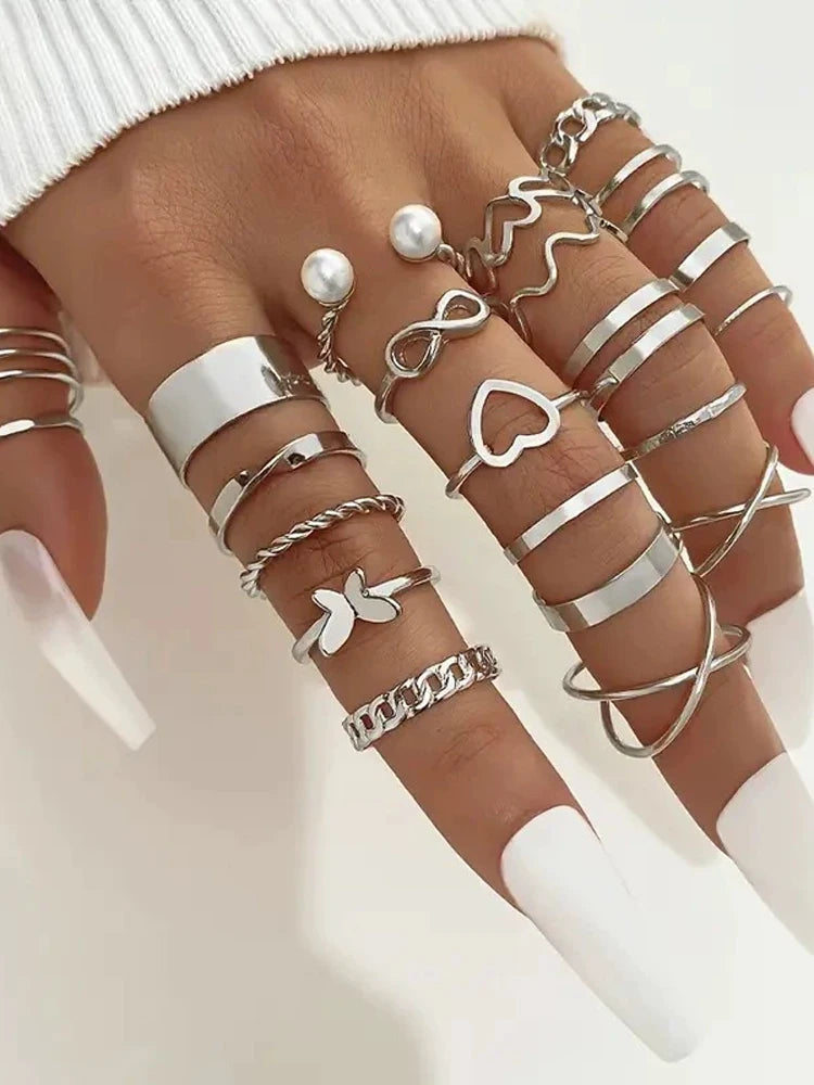 28tlg. Modischer Ring-Set für Damen, herzförmiges Design, geometrisches böhmisches Element, Akzentring, Alltag, Dating, Party Schmuck 2025