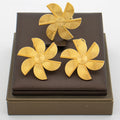 Afrikanisches Blumenmuster Ohrringe und Ring Schmuckset 18 Karat vergoldete Clip-Ohrringe und Fingerring Böhmisches Design Schmuckset