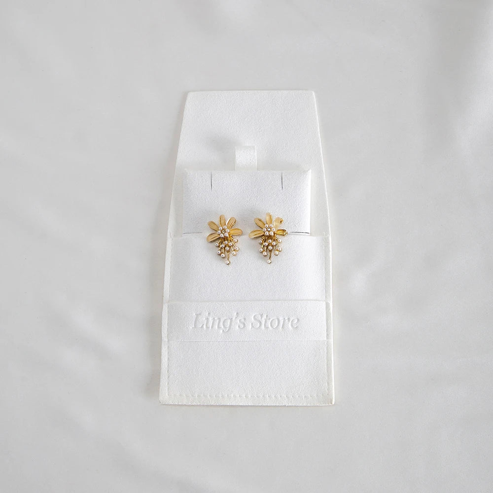 20/50/100 Stück personalisiertes Logo Schmuck Mikrofaserstreifen 8x8cm Taschenkarten für Ohrringe Ohrstecker Halskette Anhänger
