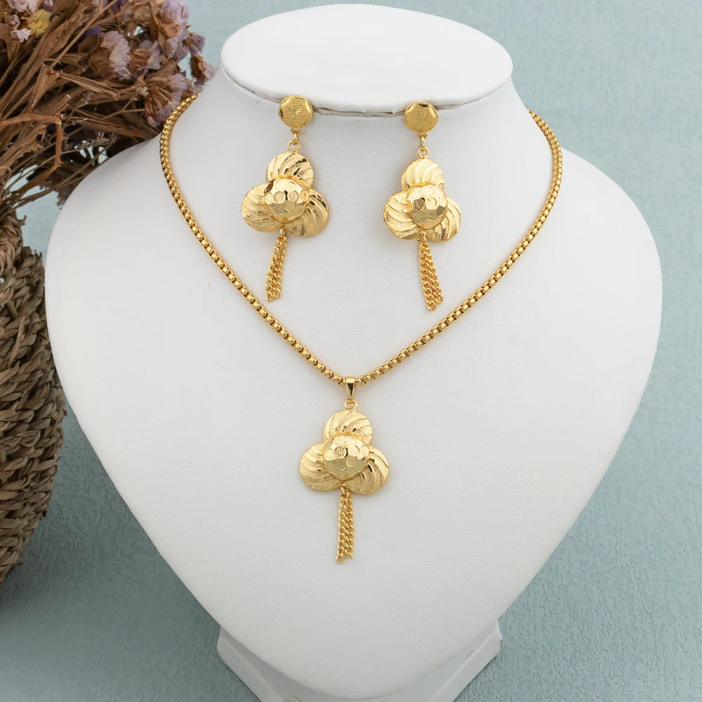 Afrikanische Creolen-Halskette für Damen, vergoldet, Perlenkette, Schmuckset, Dubai, klassische Mode, runder Anhänger, nigerianisches Geschenk