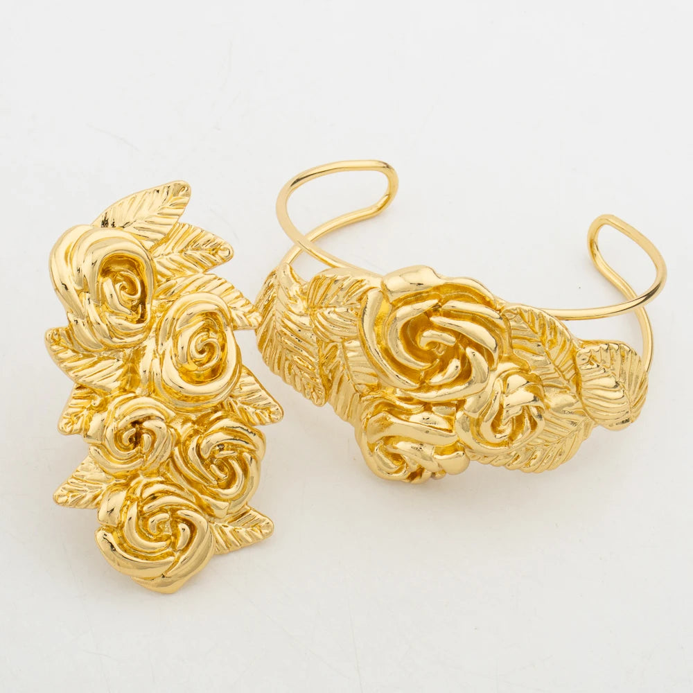 Afrikanisches Mode-Blumenschmuckset für Damen, luxuriös, goldfarben, Indien, hochwertige Ohrringe, Halskette, Armreif, Ring, Brautgeschenk