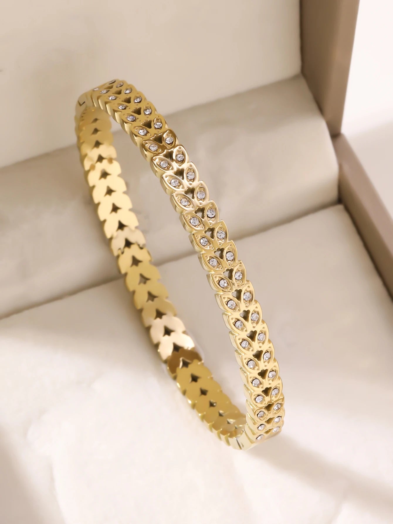1 Stück/Set Damen Hochzeitsschmuck Party Feiertag Valentinstag Geschenk Edelstahl Armband 18K vergoldet Armband
