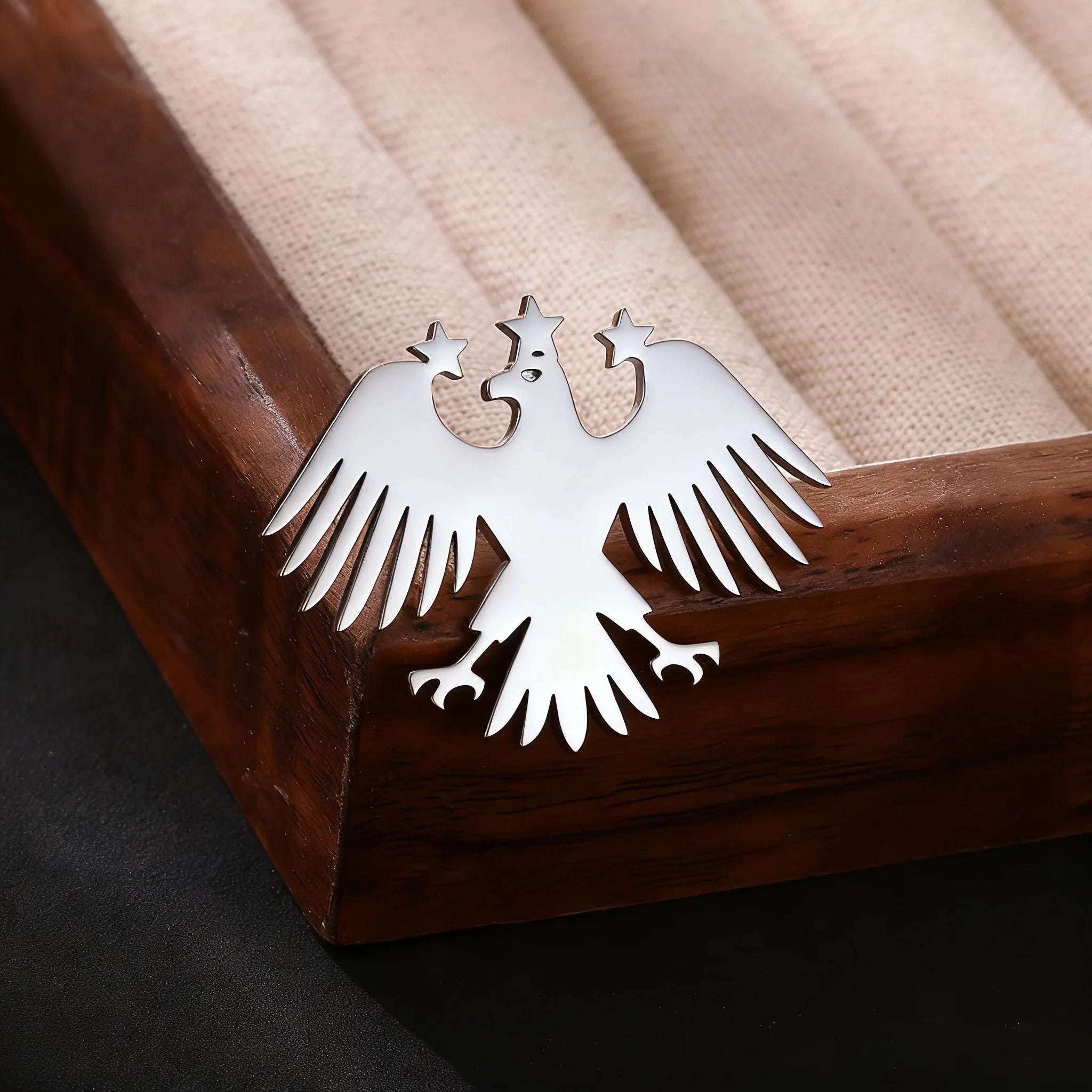 Gold Color Punk Eagle Brooch For Women Men Fashion Geometric Animals Emblem Charm Stainless Steel Jewelry Birthday Father Gift