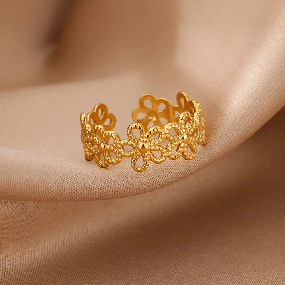 Anillos de flor hueca para mujer Color dorado Acero inoxidable Anillo de flor ajustable de varias capas Regalo de joyería estética para boda