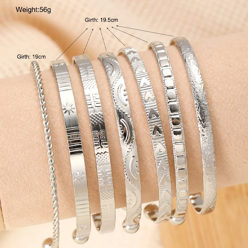 7tlg./Set Vintage Elegantes Rauten-Herz-Twist-Design Armreif Goldfarbene Glatte Armbänder Set für Damen Charm Schmuck Geschenk