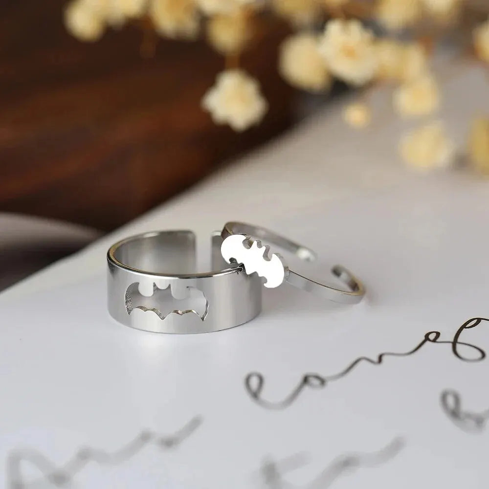 2 Stück Gothic-Paar-Ringe-Set Goldfarben Edelstahl Hip Hop Punk Mode Offener Ring für Männer Frauen Silberfarbene Metallringe