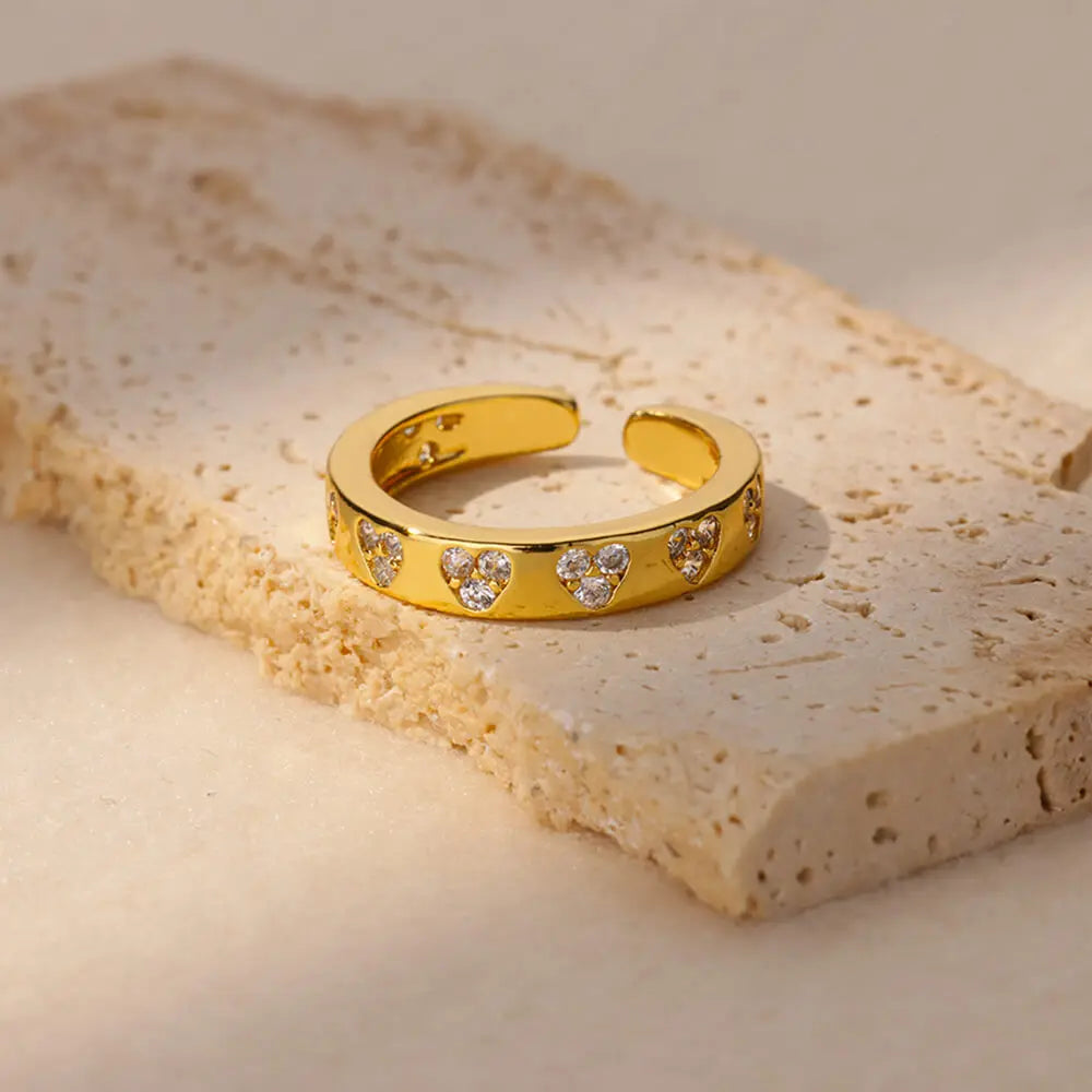 Zirkon Geometrische Herzringe für Damen Edelstahl Goldfarbe Ehering Luxuriöser Ästhetischer Schmuck Paar Geschenk 2025