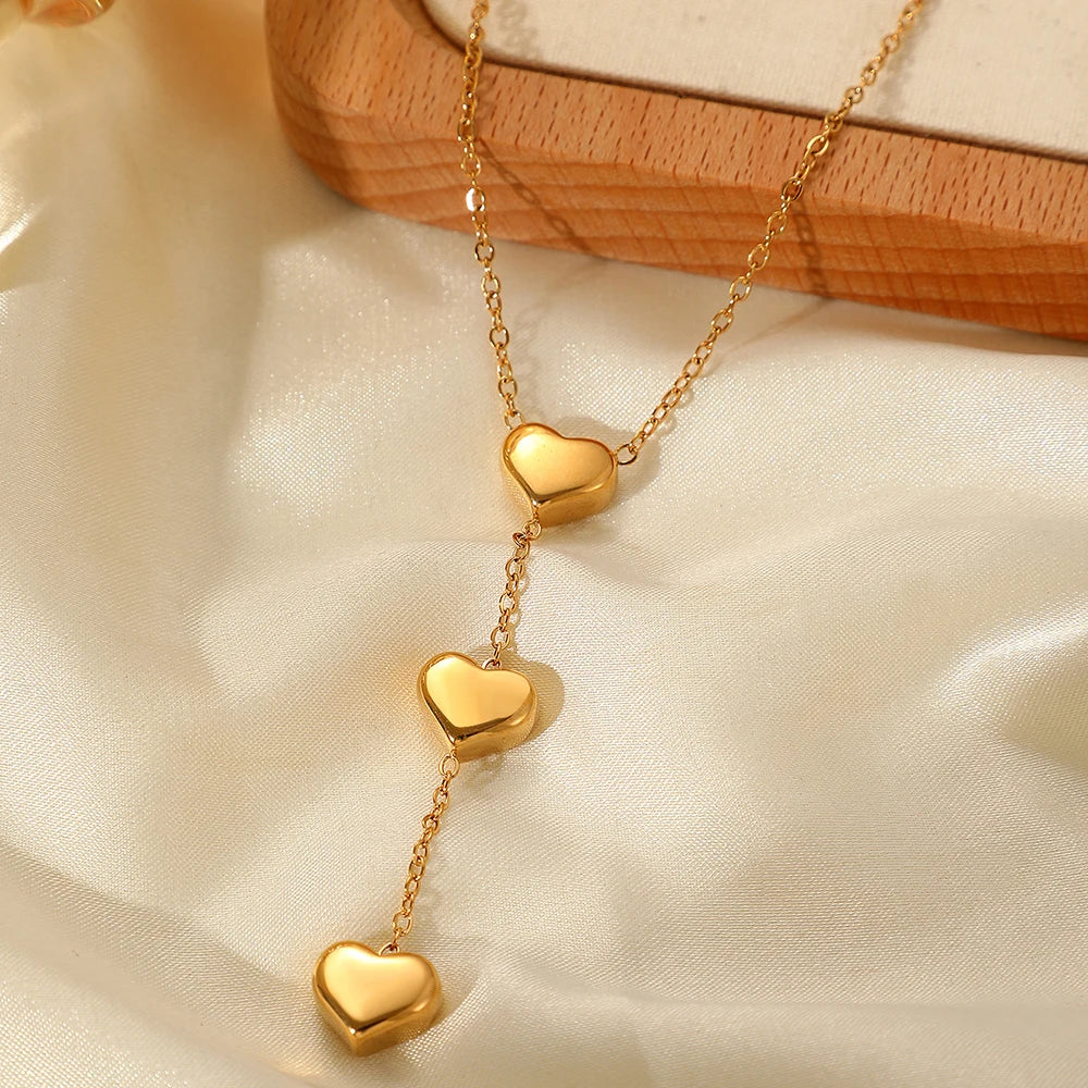 Edelstahlketten Klein Frisch Quaste Pfirsichherz-Anhänger Halskette für Frauen Schmuck Valentinstag Jubiläumsgeschenk Neu