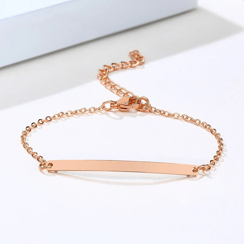 Vnox Minimalistische personalisierte gravierbare Edelstahl-dünne Armbänder für Frauen, Damen, individuelle Freundschafts-, Brautjungfern-Geschenke, Schmuck