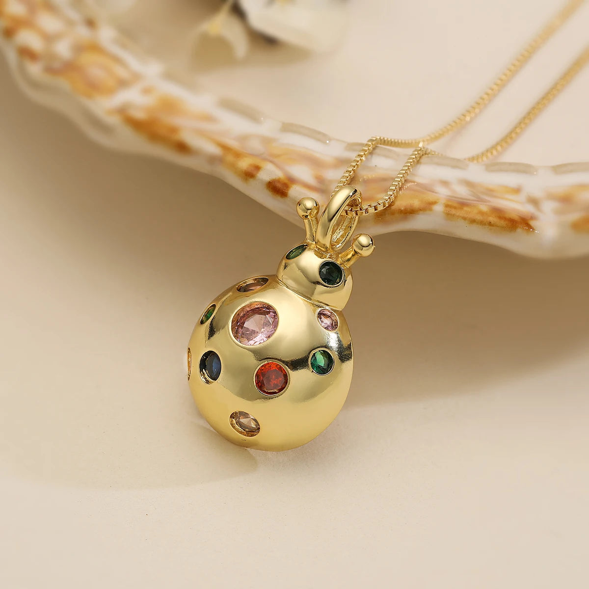 NEWBUY 2025 New Arrival Gold Color Delicate Ladybug Pendant Necklaces For Women AAA Cubic Zirconia Copper Jewelry Gift