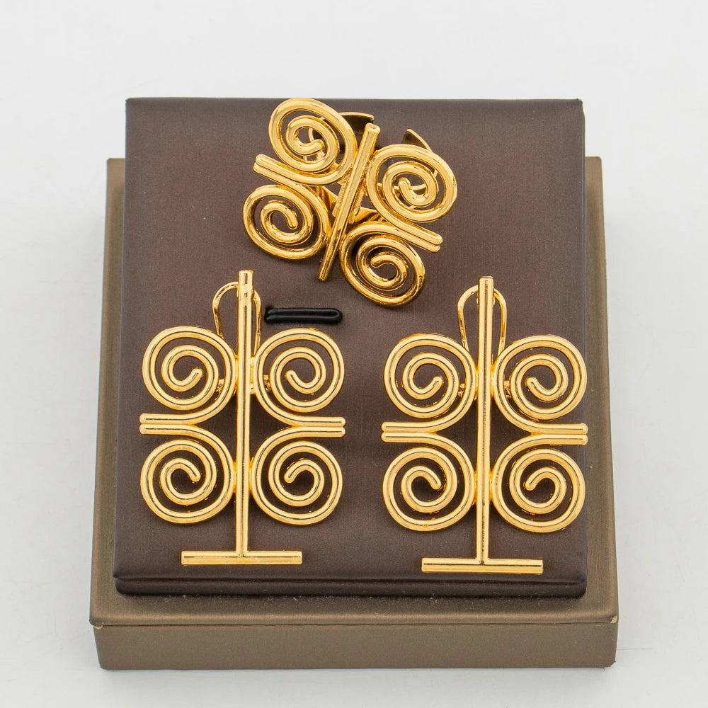 Mode Frauen Ohrringe und Ring Schmuckset für Hochzeiten, hohle Design-Ohrringe, Cocktailring, 2-teiliges Set als Verlobungsgeschenk