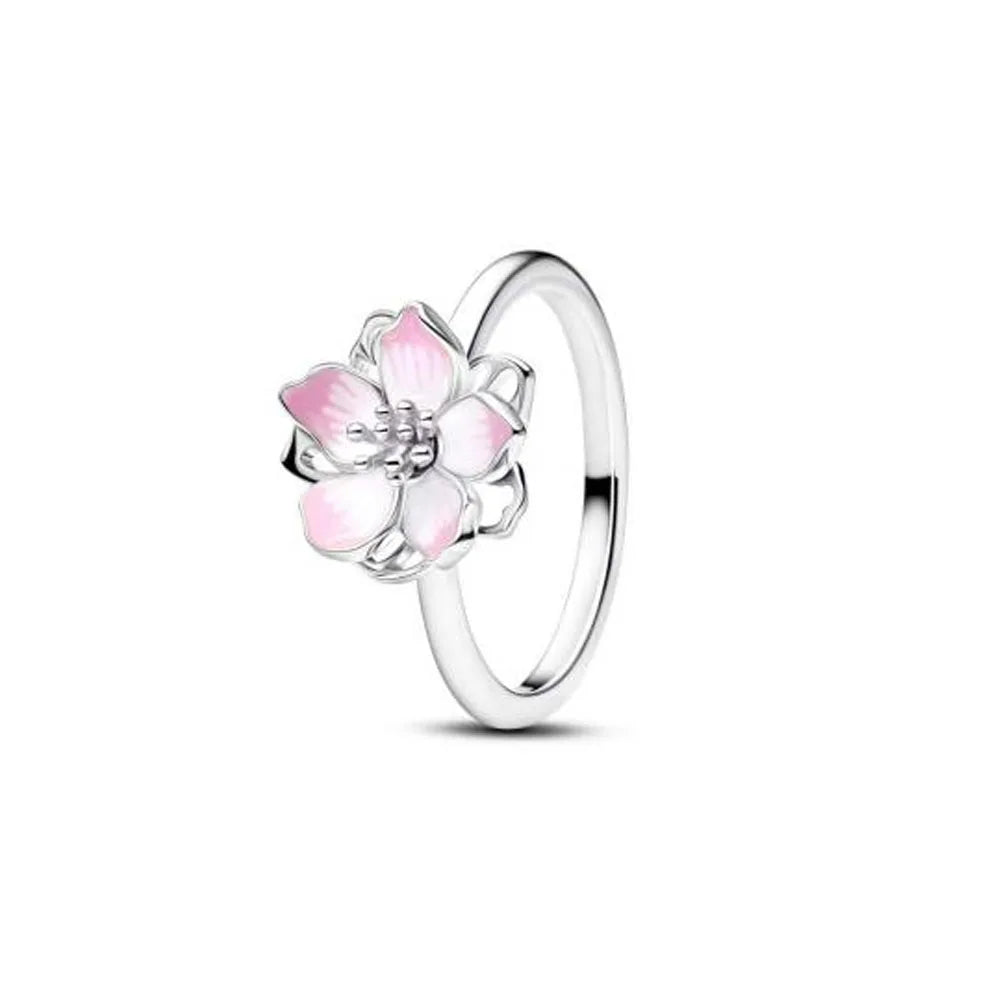 2026 Heiß verkaufter Ring aus 925er Sterlingsilber mit Herz-, Schmetterlings- und Blumenmotiv, exquisites und charmantes Schmuckgeschenk für europäische Frauen