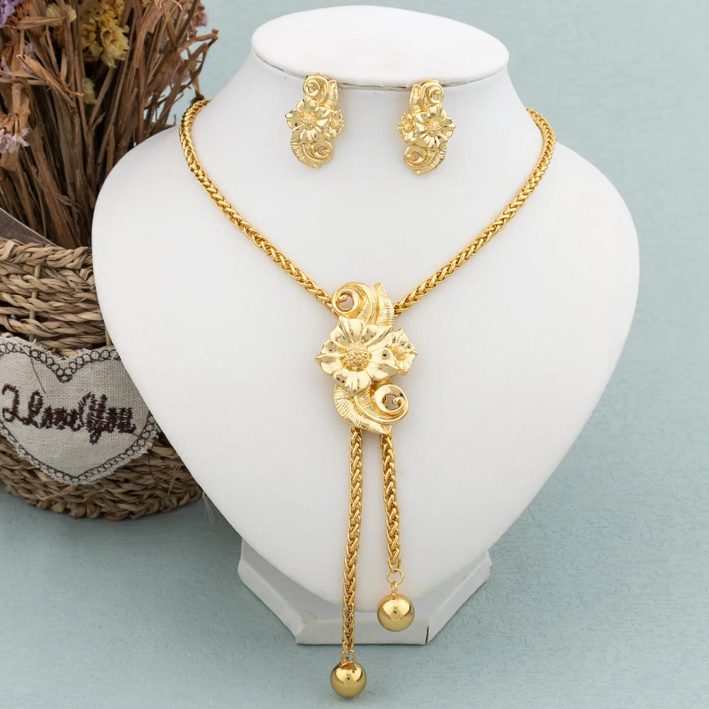 Neues Mode-Schmuckset vergoldet Anhänger Dubai Italien Halskette Tropfenohrringe für Frauen Verstellbare Kette Party Böhmen Schmuck