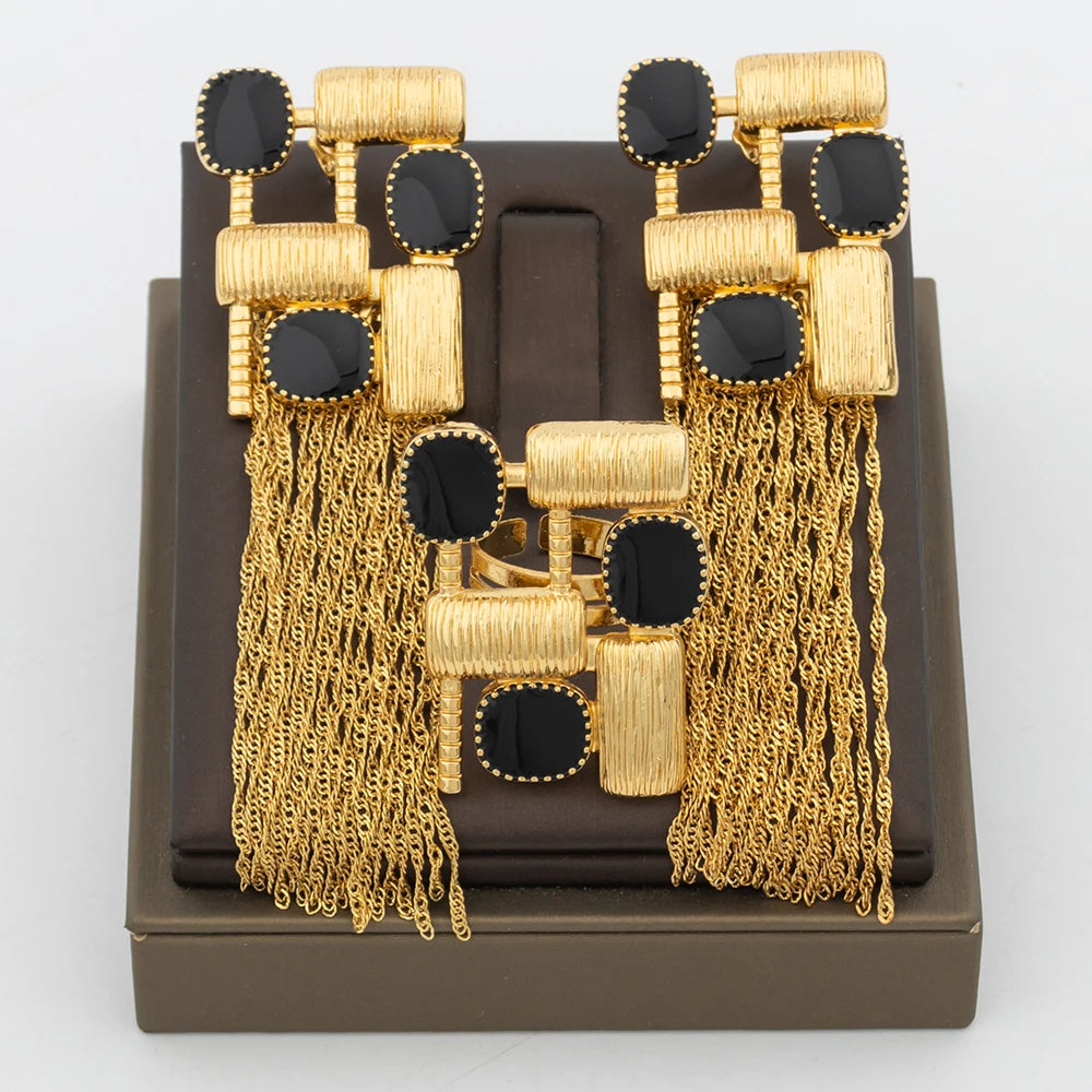Trend-Schmuckset für Damen Afrikanisches Goldfarbenes Ohrring- und Ringset Geometrisches Design Quastenohrringe Größenverstellbarer Ring für Hochzeiten