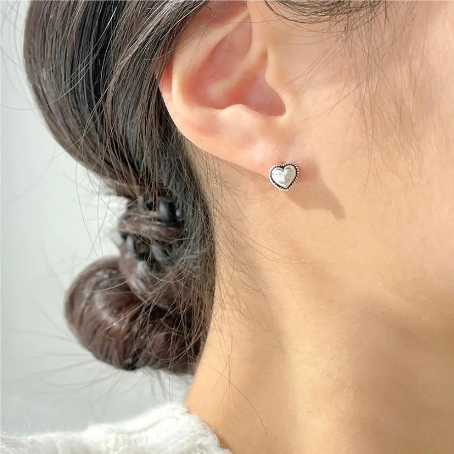 925 Sterling Silber Herz Kleine Ohrstecker für Frauen Hochzeit Luxus Schmuck Accessoires Großhandel 2024 Trend Schmuck