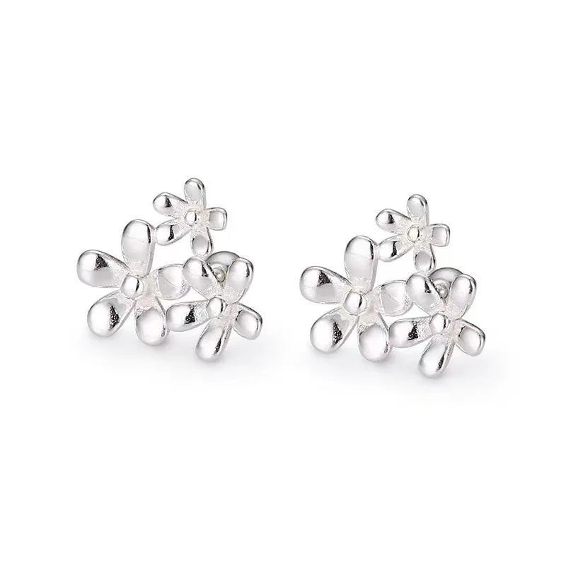 925er Sterlingsilber Drei Blumen Kleine Piercing-Ohrstecker für Damen Elegante Luxuriöse Feine Schmuck Verlobungsaccessoires