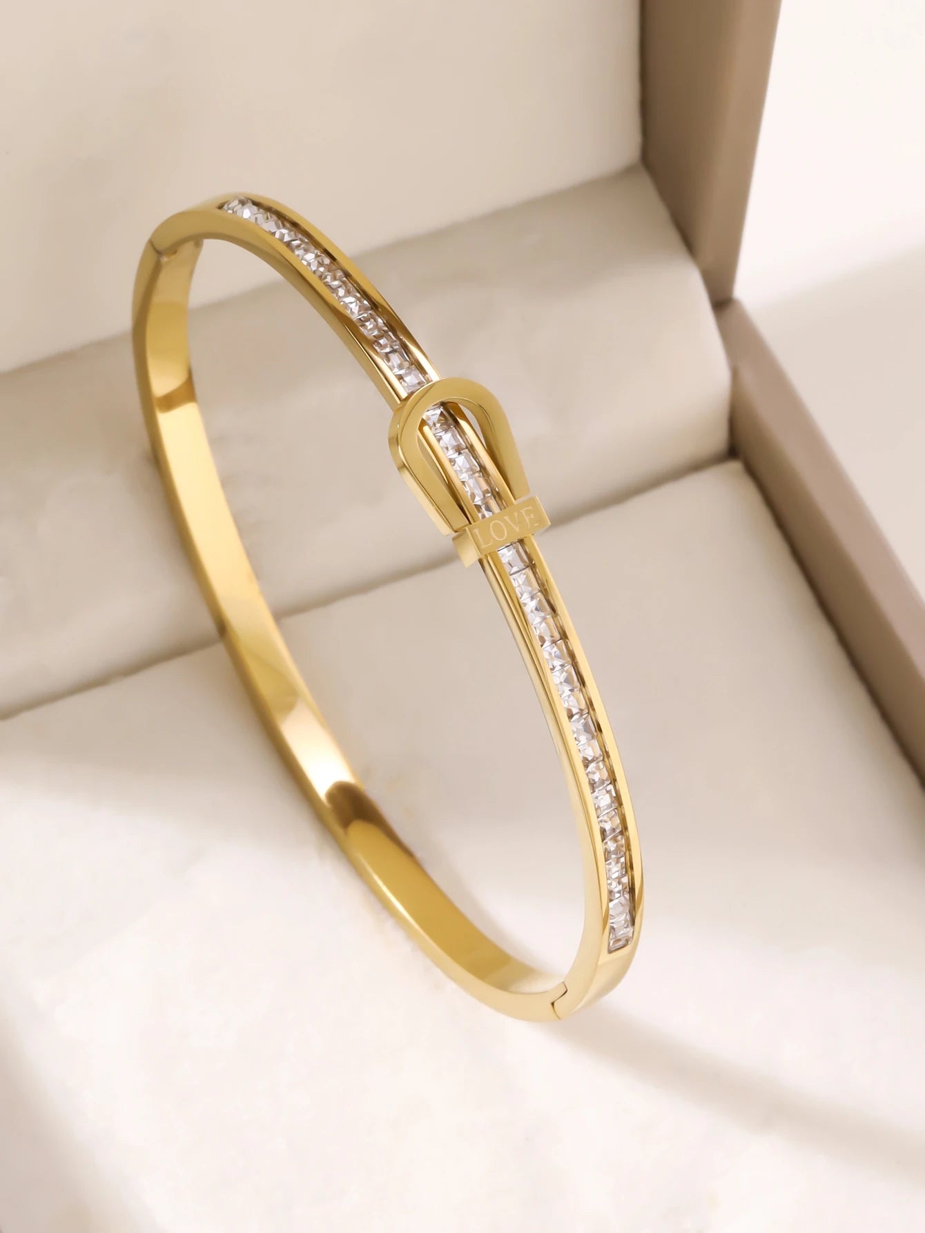 1 Stück/Set Damen Hochzeitsschmuck Party Feiertag Valentinstag Geschenk Edelstahl Armband 18K vergoldet Armband