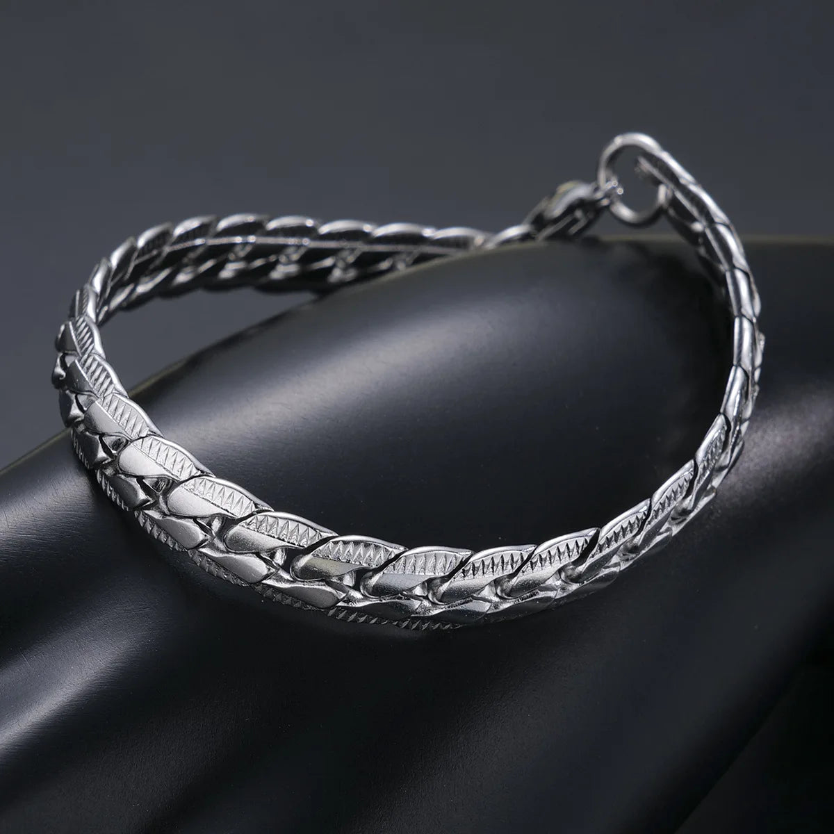 Neue trendige kubanische Kette Herren Armband Klassische Edelstahl Silber Farbe Breite Kette Armband Für Frauen Mode Schmuck Geschenke