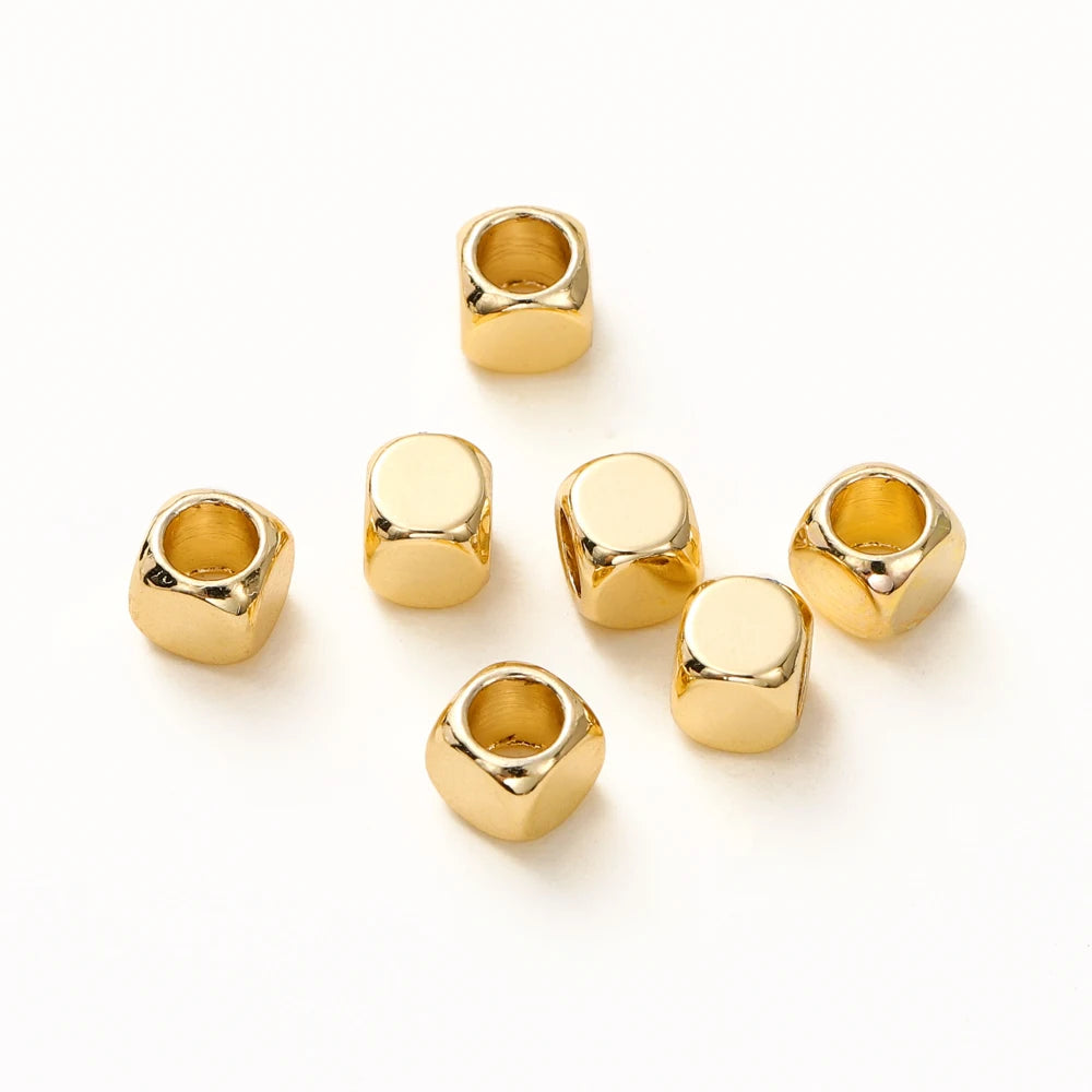 50 Stück/Los 14K 18K Gold Messing Würfel Vierkant Spacer Beads Lose Charm Perlen für DIY Armbänder Halskette Schmuckherstellung Zubehör