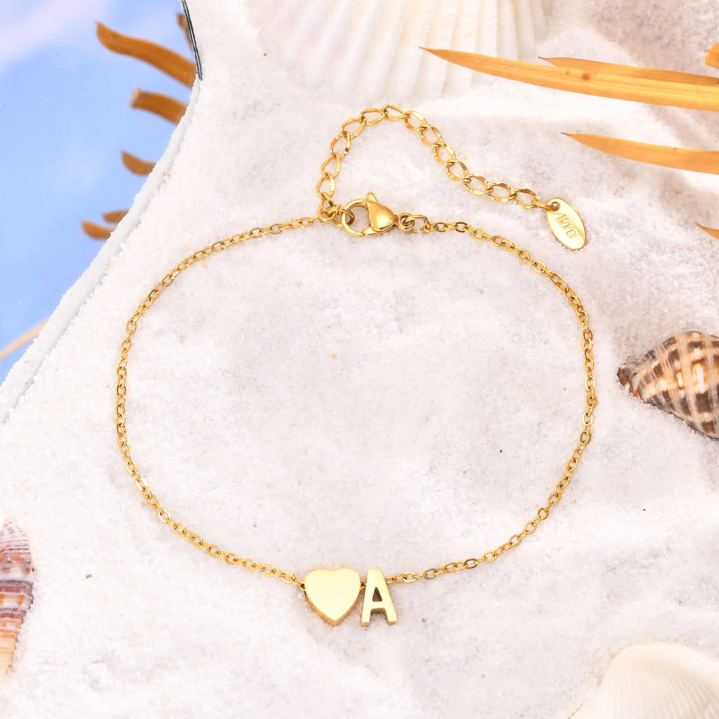 Damen Herz Anfangs-Fußkettchen Armbänder Verstellbarer Strand Schmuck Hypoallergener Edelstahl Personalisierte Namens Fußkette Fußkettchen