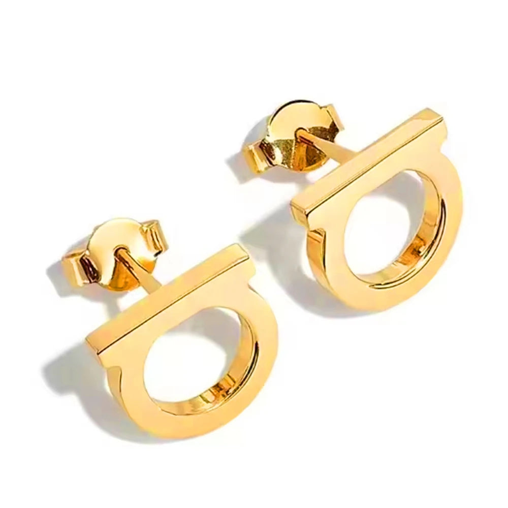 DOTIF Acero Inoxidable Diseño Simple Personalizado Aretes Lujo Ligero Letra D Femenino Moda Pendientes Conmutador Joyería Regalos de Fiesta