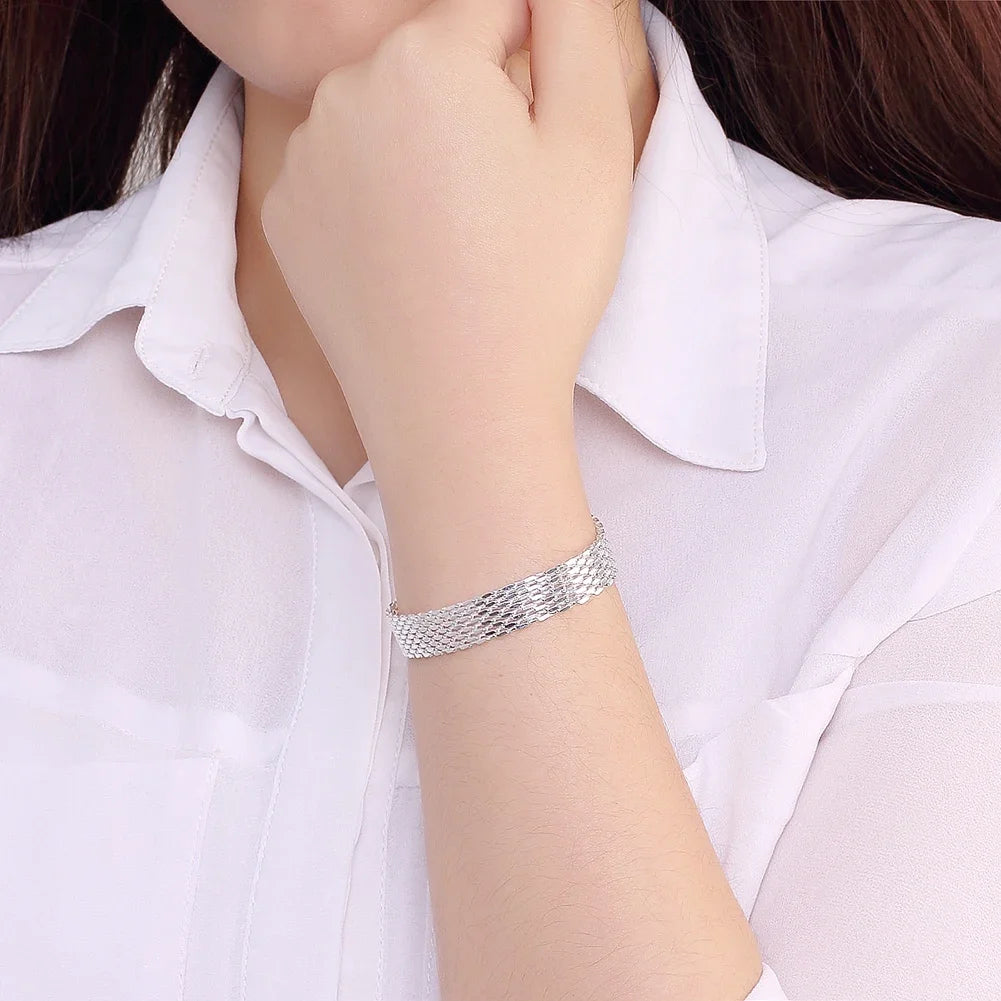 Heiße neue 925 Sterling Silber Armbänder für Frauen Exquisite Mode Webkette Hochzeitsfeier Weihnachtsgeschenke Schmuck