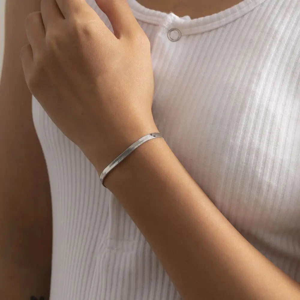 COLALA Simple Boutique Schmuck Edelstahl Flache Schlangenkette Armband Verstellbar Damen Accessoires Großhandel Kein Ausbleichen der Farbe