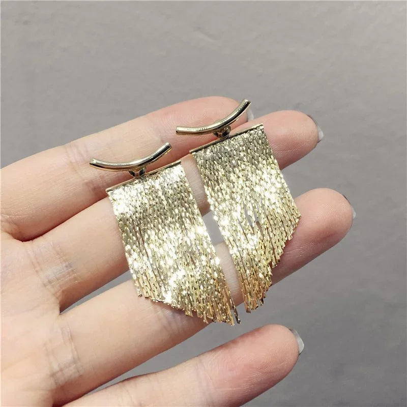 Fashion Statement Ohrringe Lange Statement Goldfarbene Bling Quastenohrringe Für Frauen Weibliche Hochzeit Täglich Anhänger Schmuck Geschenke