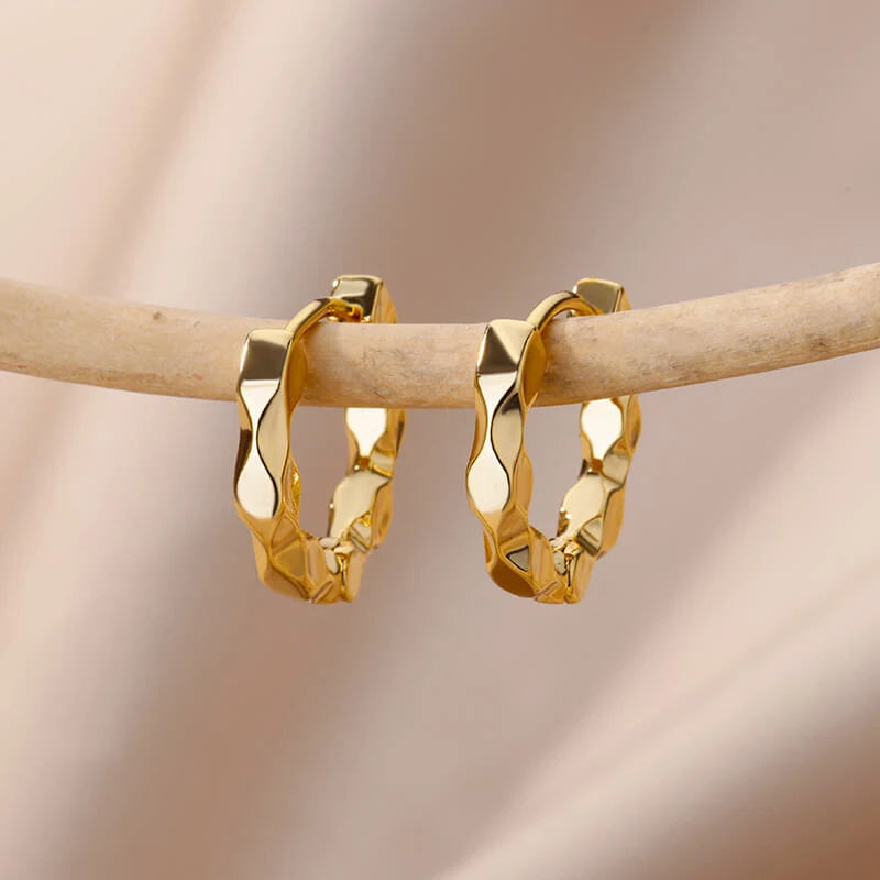 Herz Edelstahl Ohrringe für Frauen Zirkon Goldfarbe Creolen Ästhetische Wasserdichte Ohrpiercing Schmuck Accessoires