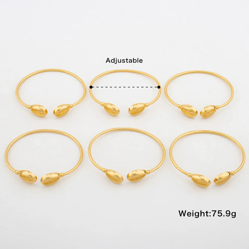 Goldfarbenes Manschettenarmreif-Set für afrikanische Frauen Exquisiter Charm-Armreif Neues Design Handarmband Schmuck-Set Accessoires Großhandel
