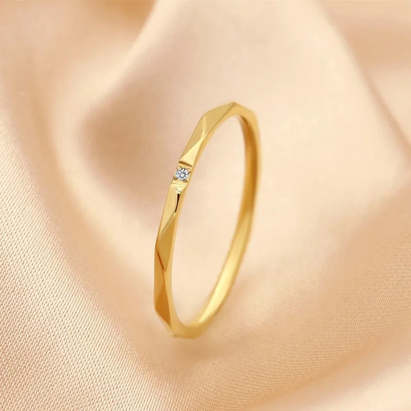 1mm dünner stapelbarer Ring aus Edelstahl, Einzel-CZ, V-facetterter Knöchel-Midi-Ring für Damen und Mädchen, Größe 5–10