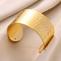 Klassisches Armband mit Falten-Textur, offene Manschette für Frauen, exquisites Armband aus Edelstahl, Handornament, Punk-Schmuck