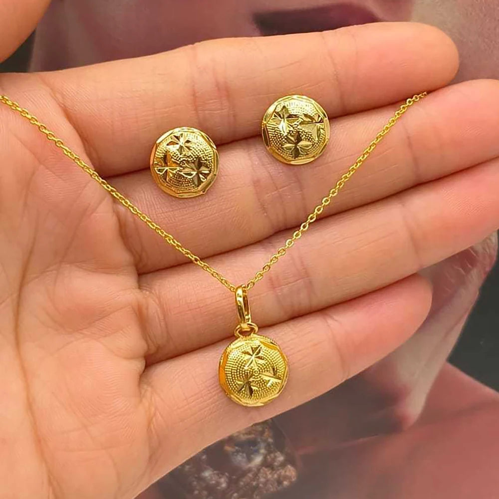 Exquisites Schmuckset in Goldfarbe für Partys, Ohrstecker und Anhängerkette, afrikanisches Brautschmuckset für Verlobungsfeiern