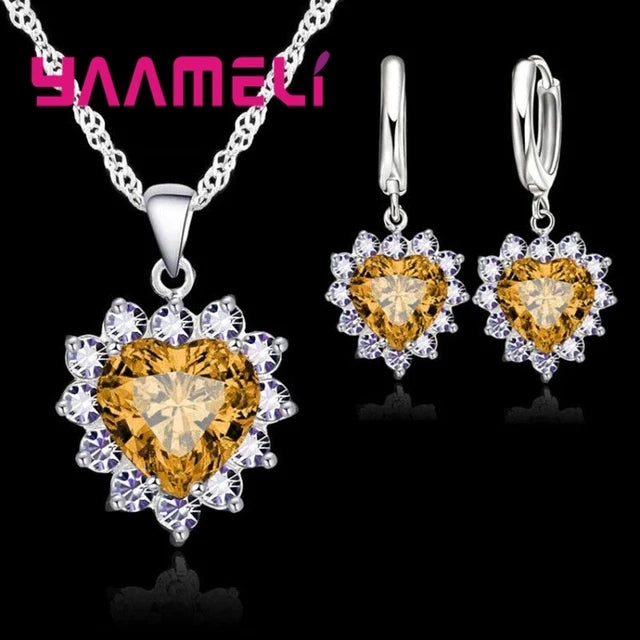 Trendiges 925 Sterling Silber Schmuckset für Damen mit Herz-Zirkonia-Anhänger, Halsketten und Ohrringen – LIEBE Jubiläumsgeschenk