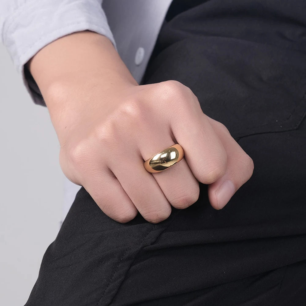Damen Schlichter Edelstahlring Breiter Goldfarben Nicht Verblassend wasserdichter Schmuck für Frauen Geschenk Großhandel Dropshipping