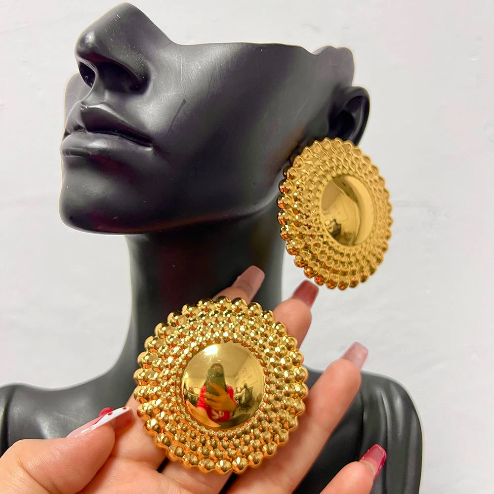 Vergoldete Ohrringe Schmuck für Damen Hochzeiten Design Kreis Clip Ohrringe für Dubai Verlobung Braut Luxus Creolen