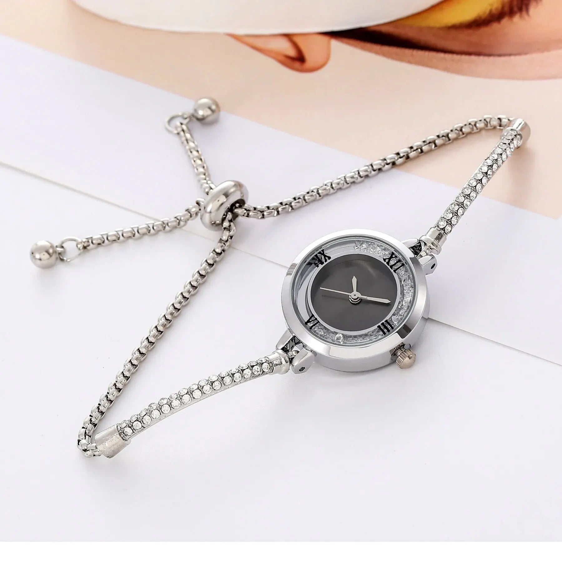 2024 Mode Damen Armbanduhr Goldarmband Kleine Zifferblatt Elegante Uhr Neue Süße Damen Stahlarmbanduhr Quarzuhr