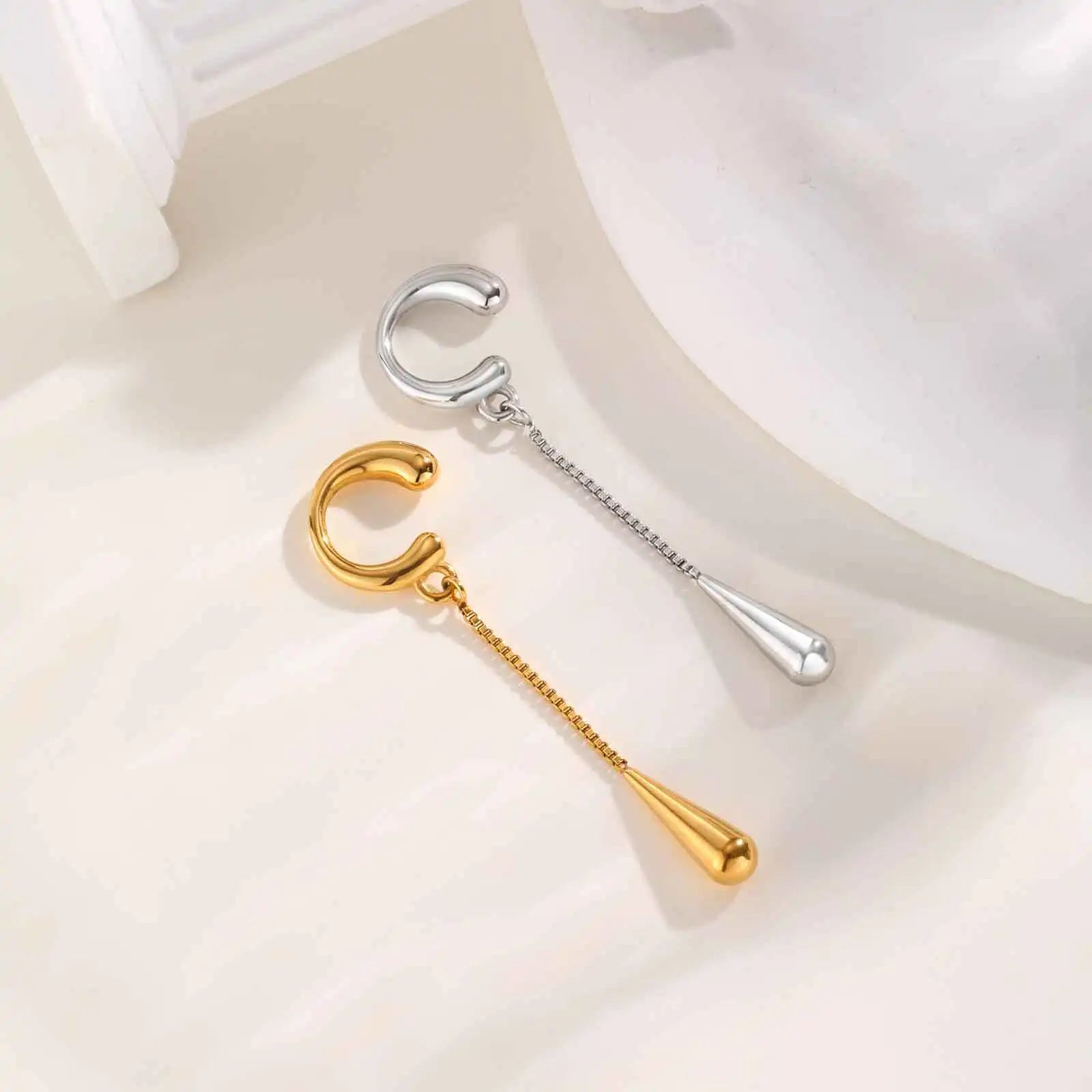 C-förmige Metall-Ohrklemme mit Quaste in Tropfenform für Damen, 1 Stück, keine Piercings, Ohrknorpel-Clips