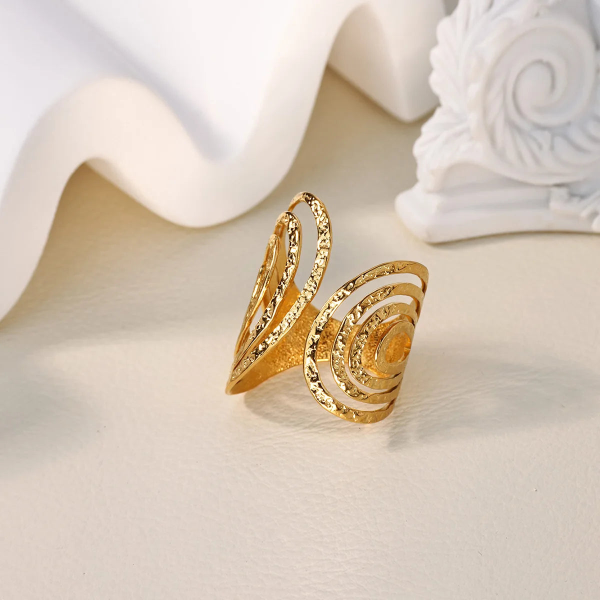 Edelstahl klobige breite Ringe für Frauen Vintage Goldfarbe geometrischer offener Fingerring Mode minimalistischer Schmuck Geschenk Femme