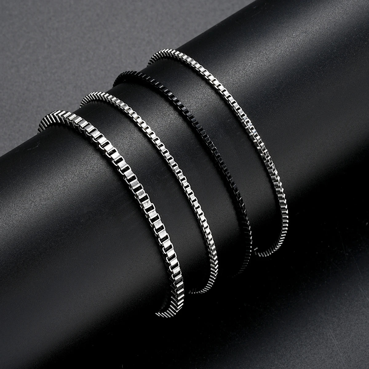 Neu 4tlg/Set Vintage Silberfarbene Box Chain Armbänder für Herren Goth Cuban Einstellbare Gliederarmbänder Charme Armreifen Paar Handschmuck Geschenke