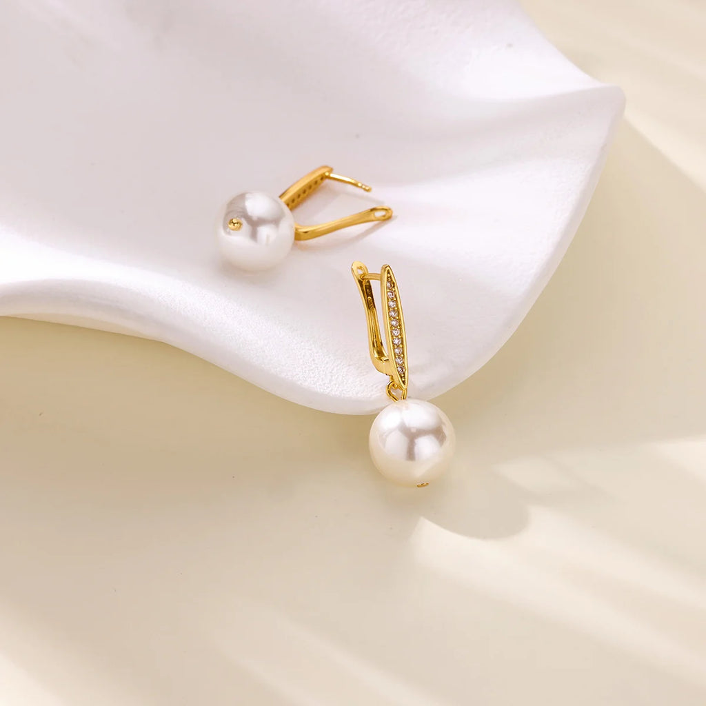 Elegante Imitationsperlen-Ohrringe für Damen Edelstahl Herz Schmetterling Muschel Tropfenohrringe Luxuriöser Ästhetischer Schmuck als Geschenk