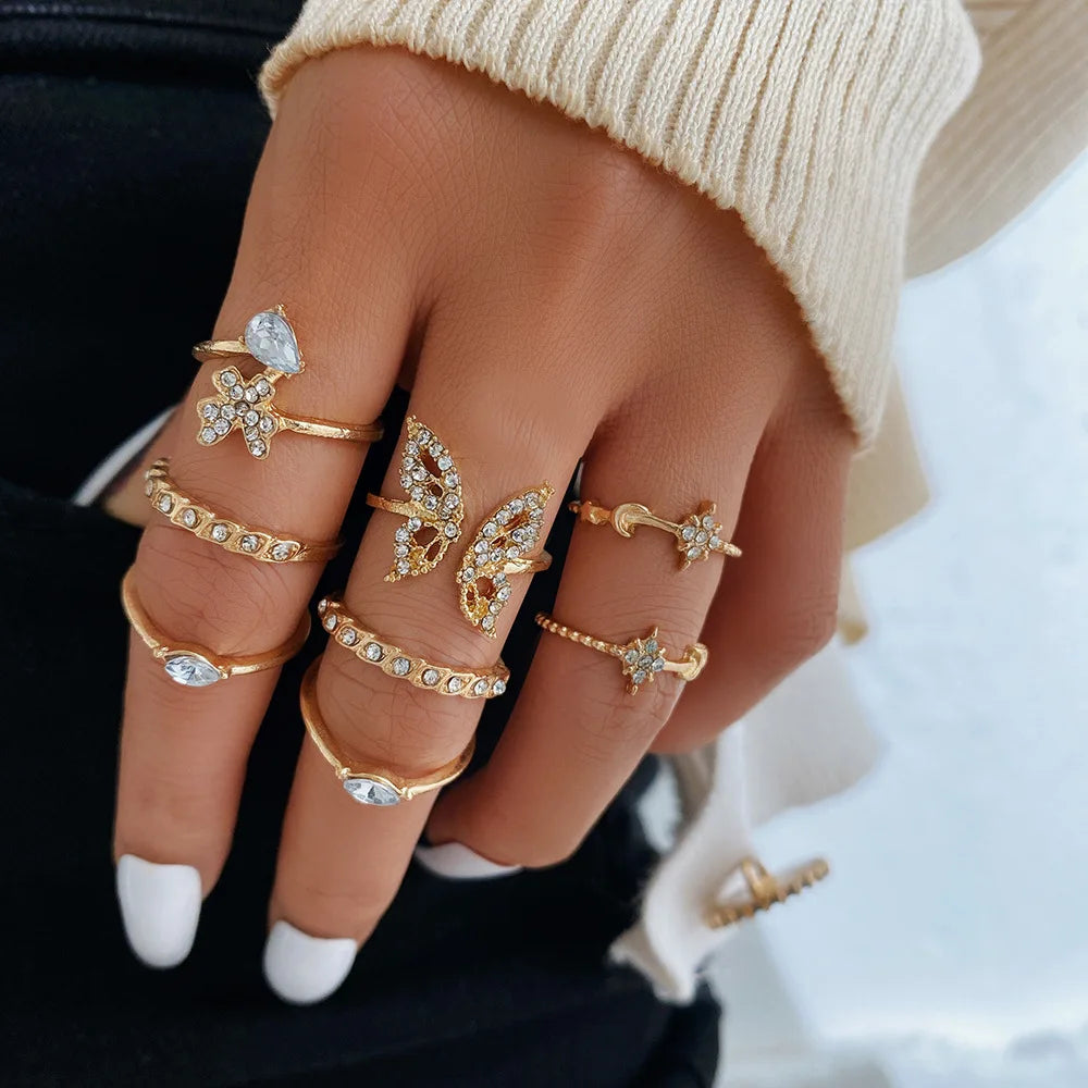 Bohemian Schmetterling Perlenringe Set für Damen Glänzende Perle Gothic Vintage Plattiert Retro Strass Einfacher Fingerschmuck Geschenk