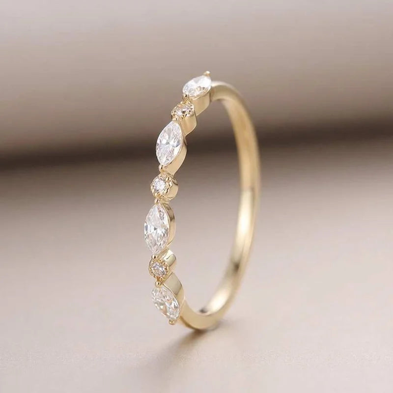 925 Sterling Silber Klassischer Zirkon Marquise Stapelbarer Ring für Frauen Verlobung Hochzeit Luxus Mode Hochwertiger Edelschmuck