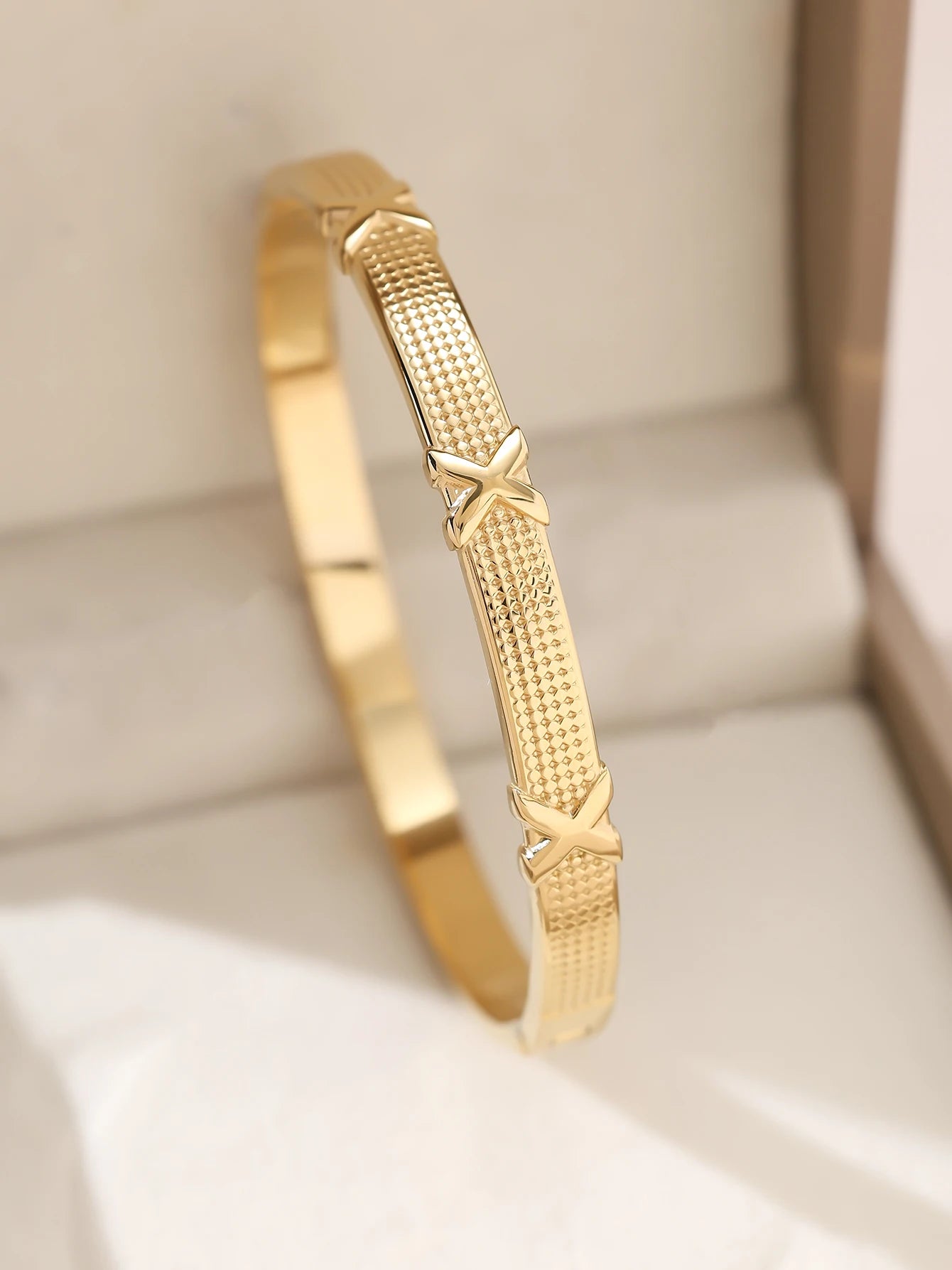 1 Stück/Set Damen Hochzeitsschmuck Party Feiertag Valentinstag Geschenk Edelstahl Armband 18K vergoldet Armband